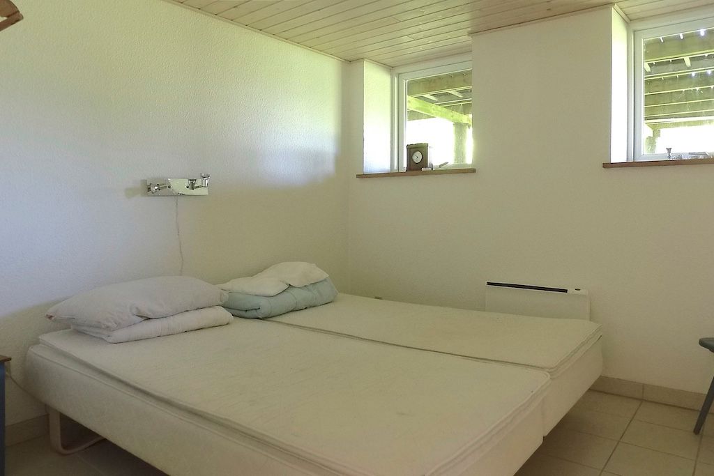 Lejr sommerhus på Svelmø